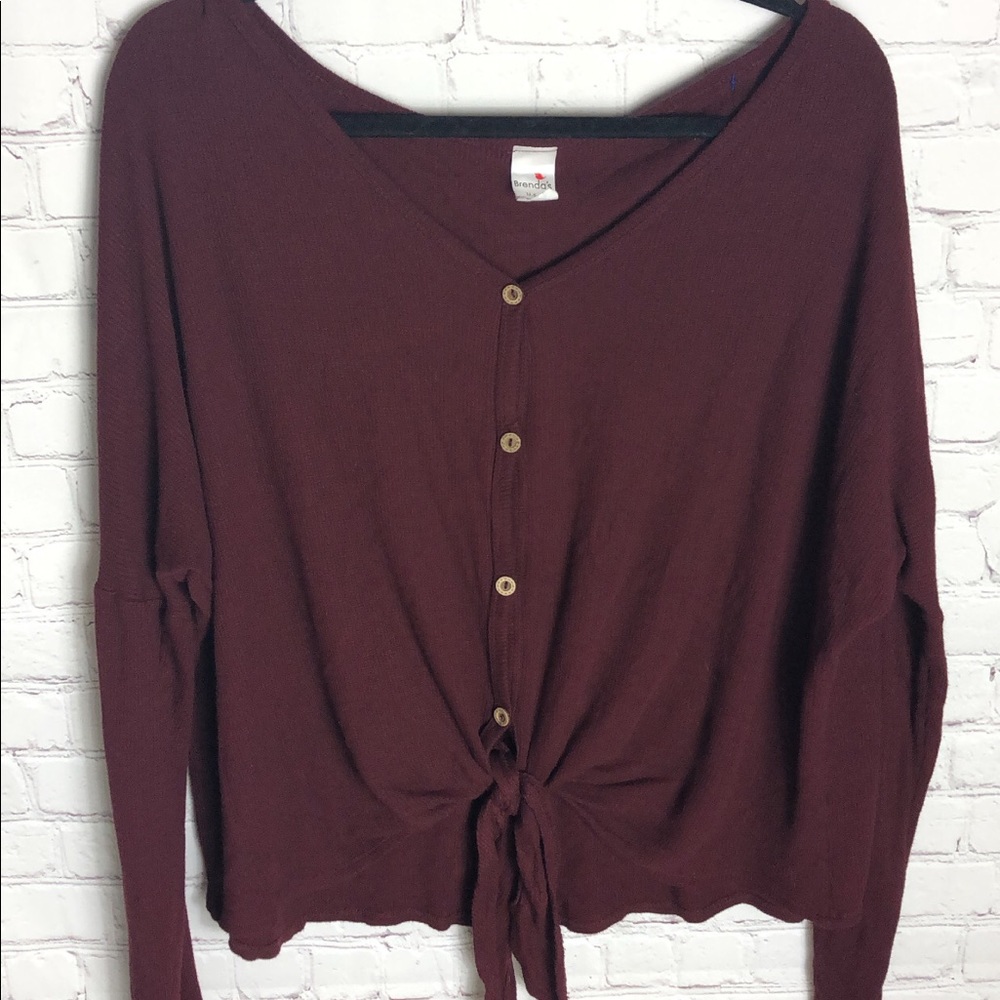 Brendas USA Maroon button down sweater